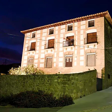 Casa Calvo Sxvi Сasa de vacaciones Santa Eulalia la Mayor